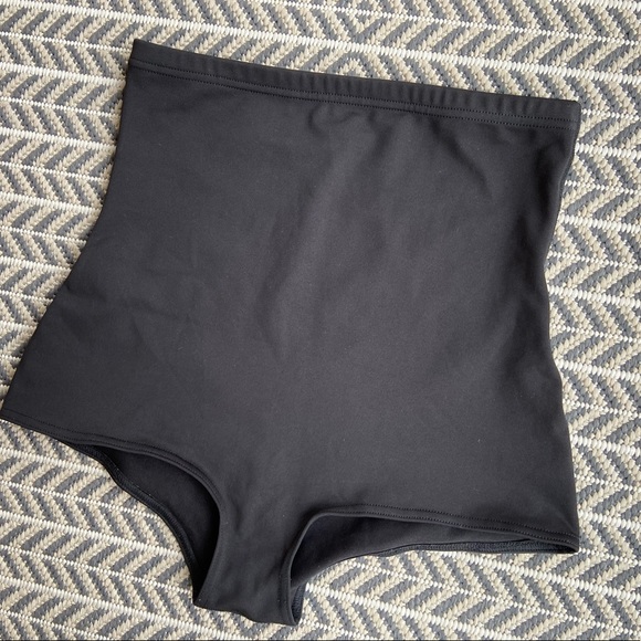Brand new Etsy handmade black high-waisted retro boyshort swim bottoms - Picture 6 of 10